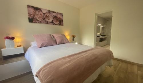 Double Room with Private Bathroom
