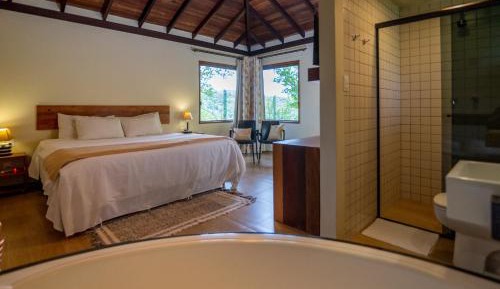 King Suite with Spa Bath