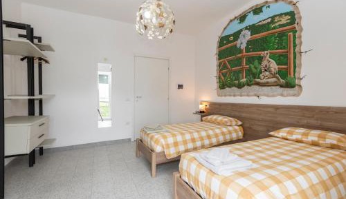 Twin Room with Private Bathroom
