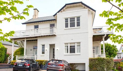 Large Two-Bedroom Apartment