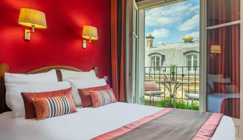 Balcony Room