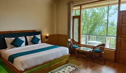 Deluxe Double Room with Balcony