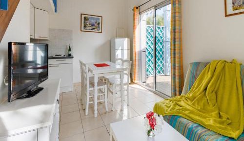 One-Bedroom Apartment (4 Adults)