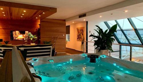 Penthouse Apartment