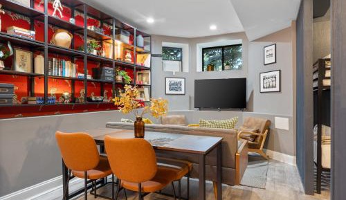 Three-Bedroom Premium Apartment