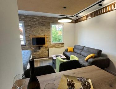 Studio 2