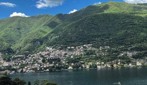 Two-Bedroom Apartment with Lake View
