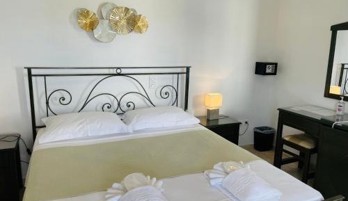 Double Room with Mountain View
