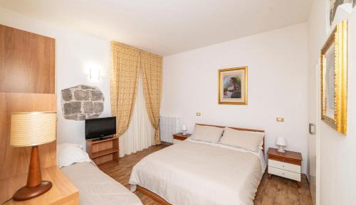 Triple Room with Terrace