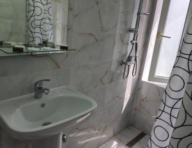 Deluxe Double Room (1 adult + 1 child)