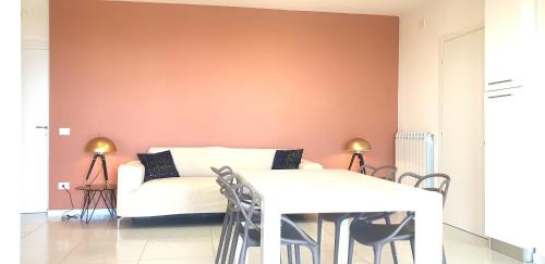 Superior Two-Bedroom Apartment