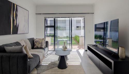 Apartment with Garden View