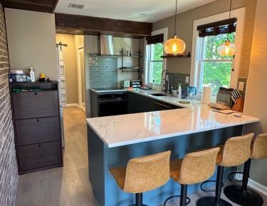 Three-Bedroom Deluxe Apartment