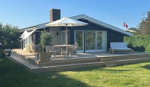 Three-Bedroom Holiday Home 