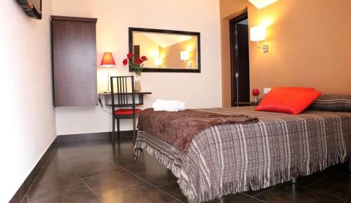 Double Room with Hot Tub
