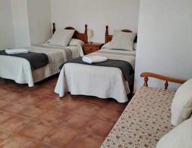 Twin Room with Private Bathroom