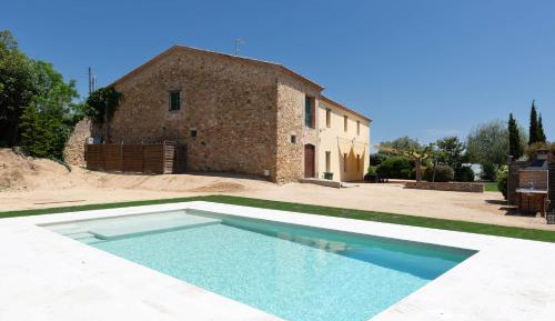 Villa with Garden View