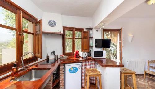 Apartment with Private Terrace