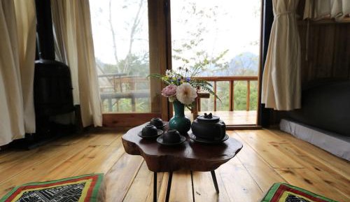 Double Room with Mountain View