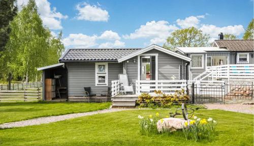 One-Bedroom Holiday Home
