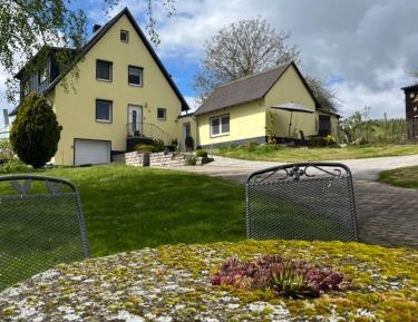 Apartment with Garden View