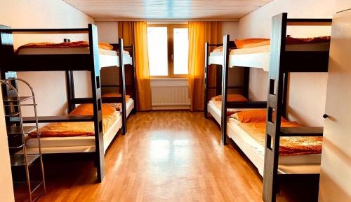 Mixed Dormitory Room