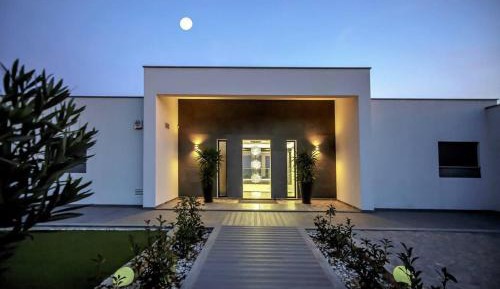 Deluxe Villa