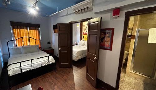Deluxe Quadruple Room