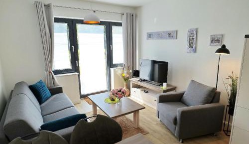 One-Bedroom Apartment with Terrace