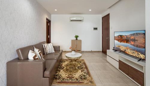 Two-Bedroom Apartment with City View