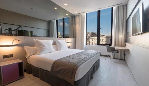 Superior Double or Twin Room with City View