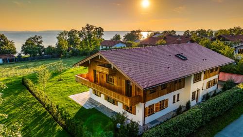 Apartment mit 2 Schlafzimmern, Seeblick und Sauna