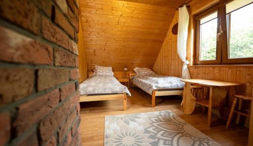 Chalet (7 Adults)