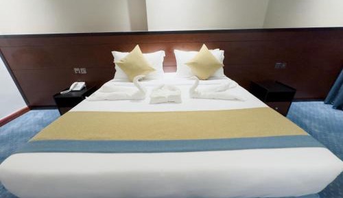 Large Single Room