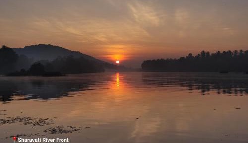Single Room with Lake View