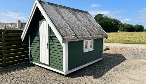 Twin Room with Shared Toilet