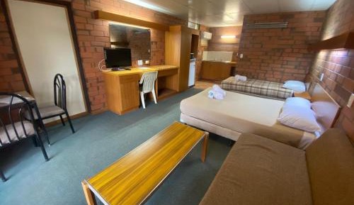 Standard Twin Room with Sofa