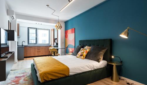 Superior One-Bedroom Apartment