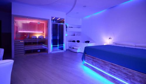 Queen Room with Spa Bath