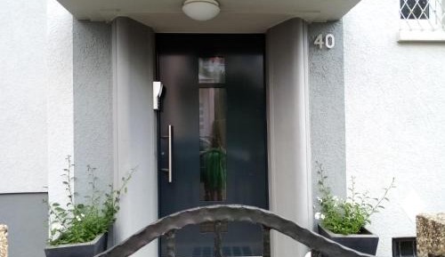 Superior One-Bedroom Apartment