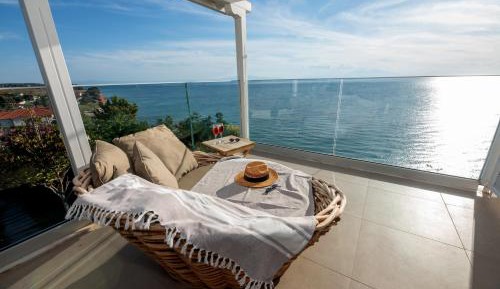 Two-Bedroom Suite with Private Jacuzzi (1)