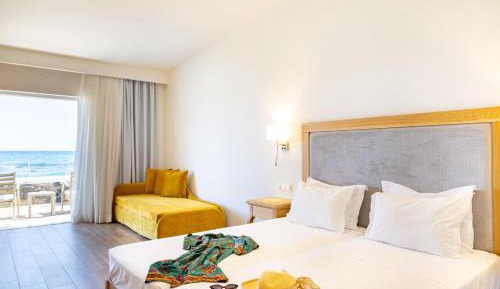 Premium Bungalow Waterfront