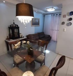 Three-Bedroom Apartment with Mountain View