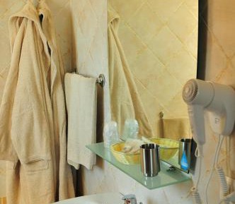 Double or Twin Room with Sea View