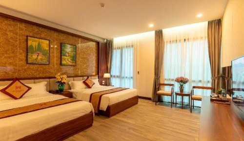 Deluxe Queen Room with Two Queen Beds