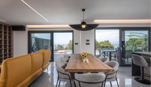 Four-Bedroom Holiday Home