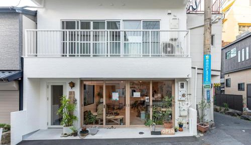 One-Bedroom Apartment - Non-Smoking