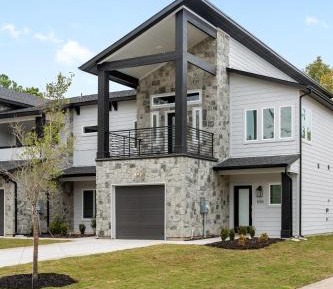 Three-Bedroom Townhouse