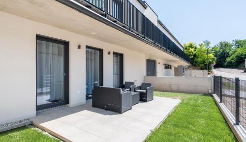 Apartment with Terrace