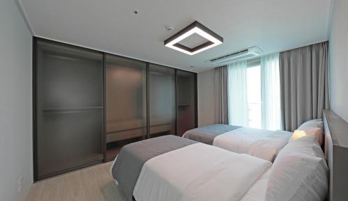 Premium Ocean Suite 